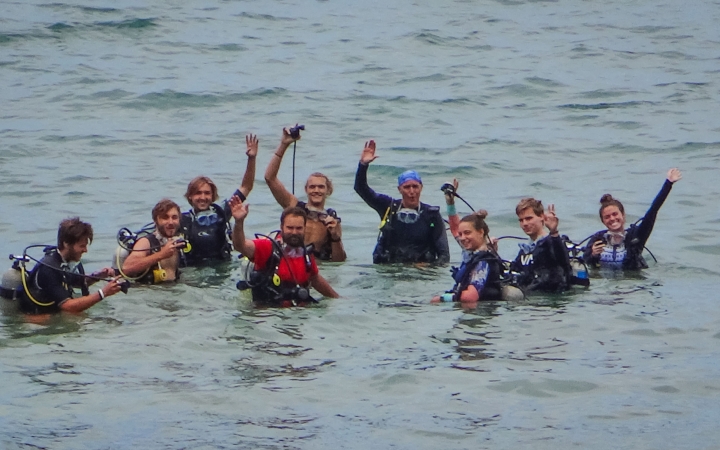 earn SCUBA certification with outward bound